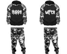將圖片載入圖庫檢視器 Hubby and Wifey matching top and bottom set, Camo Grey hoodie and sweatpants sets for mens, camo hoodie and jogger set womens. Couple matching camo jogger pants.