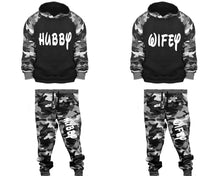 將圖片載入圖庫檢視器 Hubby and Wifey matching top and bottom set, Camo Grey hoodie and sweatpants sets for mens, camo hoodie and jogger set womens. Couple matching camo jogger pants.