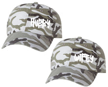 將圖片載入圖庫檢視器 Hubby and Wifey matching caps for couples, Grey Camo baseball caps.