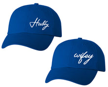 將圖片載入圖庫檢視器 Hubby and Wifey matching caps for couples, Royal Blue baseball caps.White color Vinyl Design