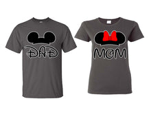 將圖片載入圖庫檢視器 Dad Mom matching couple shirts.Couple shirts, Charcoal t shirts for men, t shirts for women. Couple matching shirts.