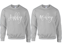 將圖片載入圖庫檢視器 Hubby and Wifey couple sweatshirts. Sports Grey sweaters for men, sweaters for women. Sweat shirt. Matching sweatshirts for couples