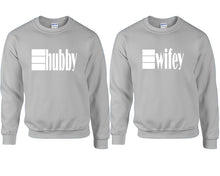 將圖片載入圖庫檢視器 Hubby and Wifey couple sweatshirts. Sports Grey sweaters for men, sweaters for women. Sweat shirt. Matching sweatshirts for couples