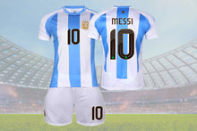 將圖片載入圖庫檢視器 Kids&#39; Soccer Jersey and Shorts Set Inspired by Argentine Superstar - Perfect for Young Fans
