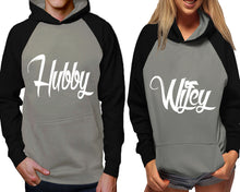 Cargar imagen en el visor de la galería, Hubby and Wifey raglan hoodies, Matching couple hoodies, Black Grey his and hers man and woman contrast raglan hoodies
