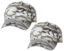 將圖片載入圖庫檢視器 Hubby and Wifey matching caps for couples, Grey Camo baseball caps.White color Vinyl Design
