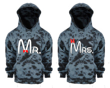 Cargar imagen en el visor de la galería, Mr and Mrs Tie Die couple hoodies, Matching couple hoodies, Grey Cloud tie dye hoodies.
