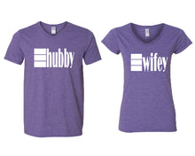 Cargar imagen en el visor de la galería, Hubby and Wifey matching couple v-neck shirts.Couple shirts, Heather Purple v neck t shirts for men, v neck t shirts women. Couple matching shirts.
