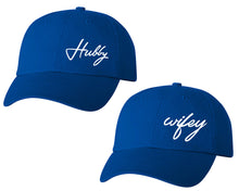 將圖片載入圖庫檢視器 Hubby and Wifey matching caps for couples, Royal Blue baseball caps.White color Vinyl Design
