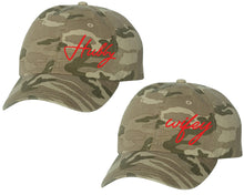 Görseli Galeri görüntüleyiciye yükleyin, Hubby and Wifey matching caps for couples, Tan Camo baseball caps.Red color Vinyl Design
