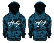 Görseli Galeri görüntüleyiciye yükleyin, Hubby and Wifey Tie Die couple hoodies, Matching couple hoodies, Teal Cloud tie dye hoodies.
