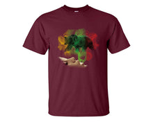 將圖片載入圖庫檢視器 Woman Rasta Smoke Bear custom t shirts, graphic tees. Maroon t shirts for men. Maroon t shirt for mens, tee shirts.
