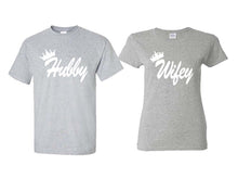 Görseli Galeri görüntüleyiciye yükleyin, Hubby and Wifey matching couple shirts.Couple shirts, Sports Grey t shirts for men, t shirts for women. Couple matching shirts.
