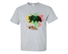 將圖片載入圖庫檢視器 Woman Rasta Smoke Bear custom t shirts, graphic tees. Sports Grey t shirts for men. Sports Grey t shirt for mens, tee shirts.
